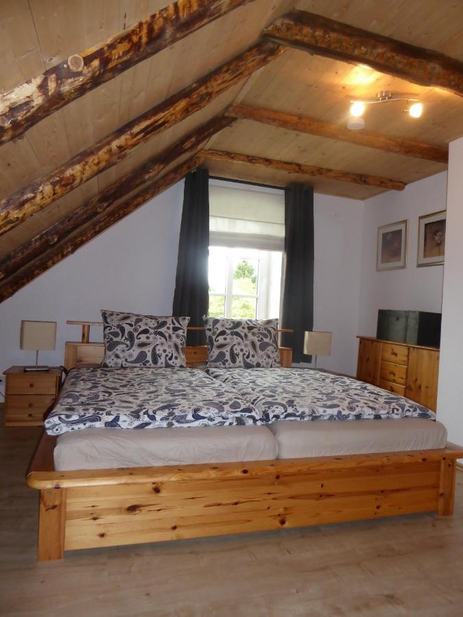 Ferienwohnung Gulf Im Gulfhof Am Kanal Grossefehn Bagian luar foto