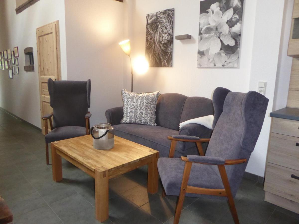 Ferienwohnung Gulf Im Gulfhof Am Kanal Grossefehn Bagian luar foto